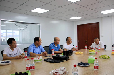 臨沂恒安勞動保護用品代表團蒞臨我司參觀考察，共筑安全防護合作新篇章